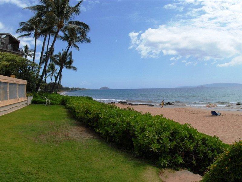 Days Inn By Wyndham Maui Oceanfront Вайлеа Екстер'єр фото