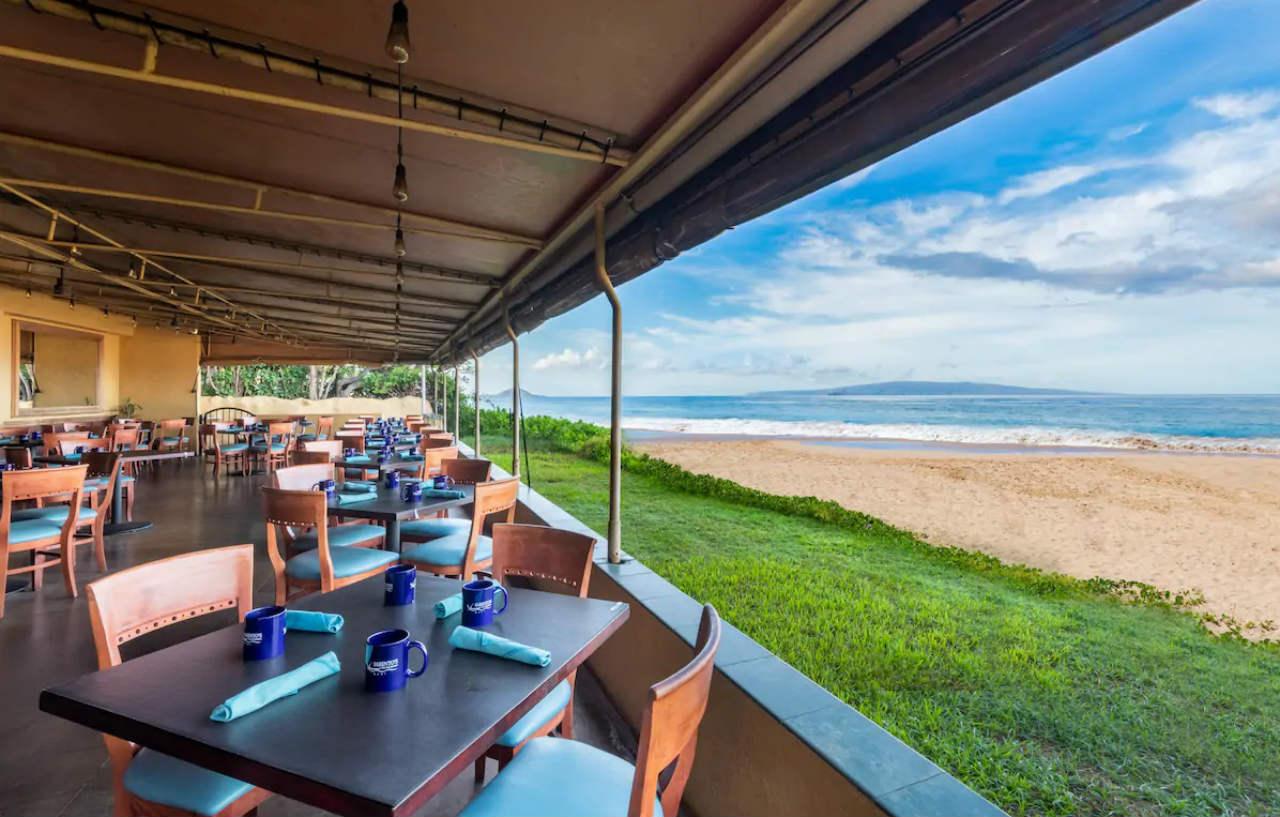 Days Inn By Wyndham Maui Oceanfront Вайлеа Екстер'єр фото